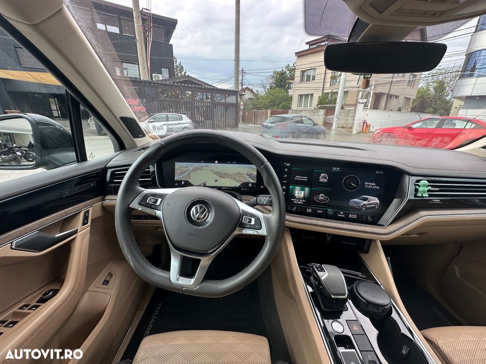 Volkswagen Touareg V6 TDI Elegance - 32