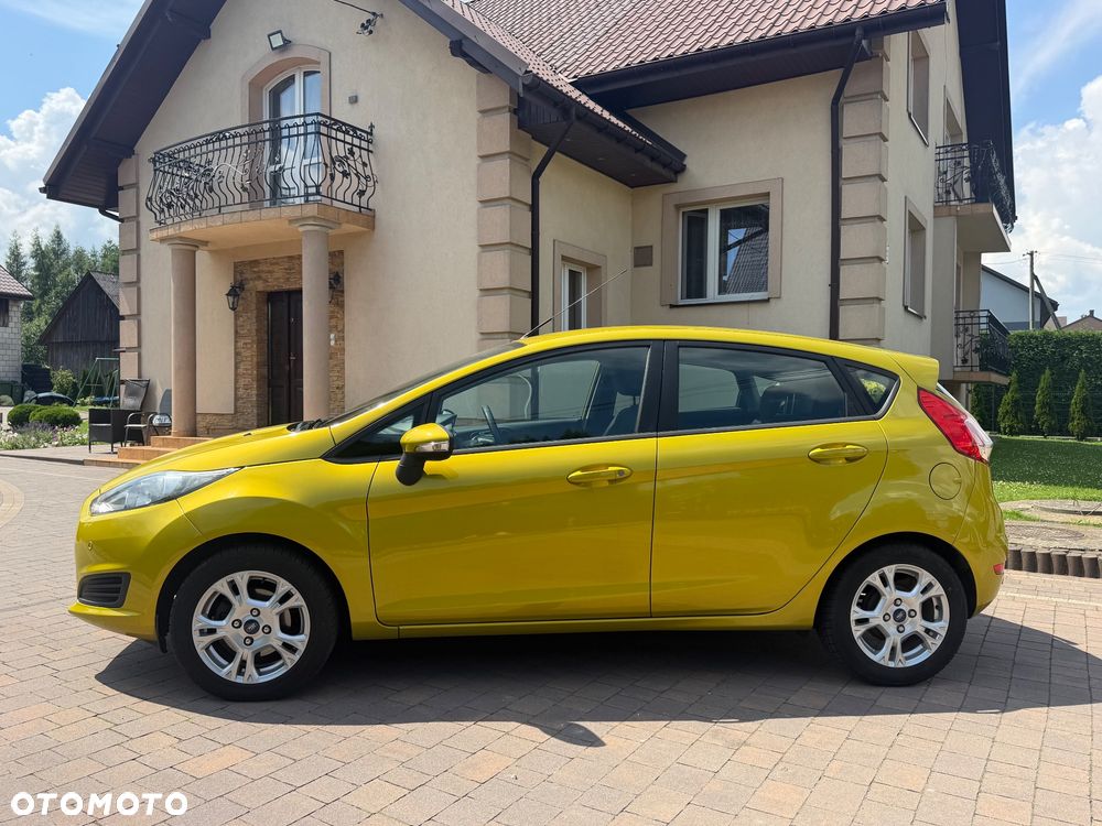 Ford Fiesta 1.25 Celebration - 16