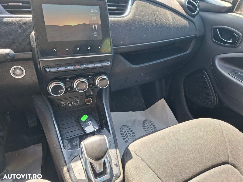 Renault ZOE - 8