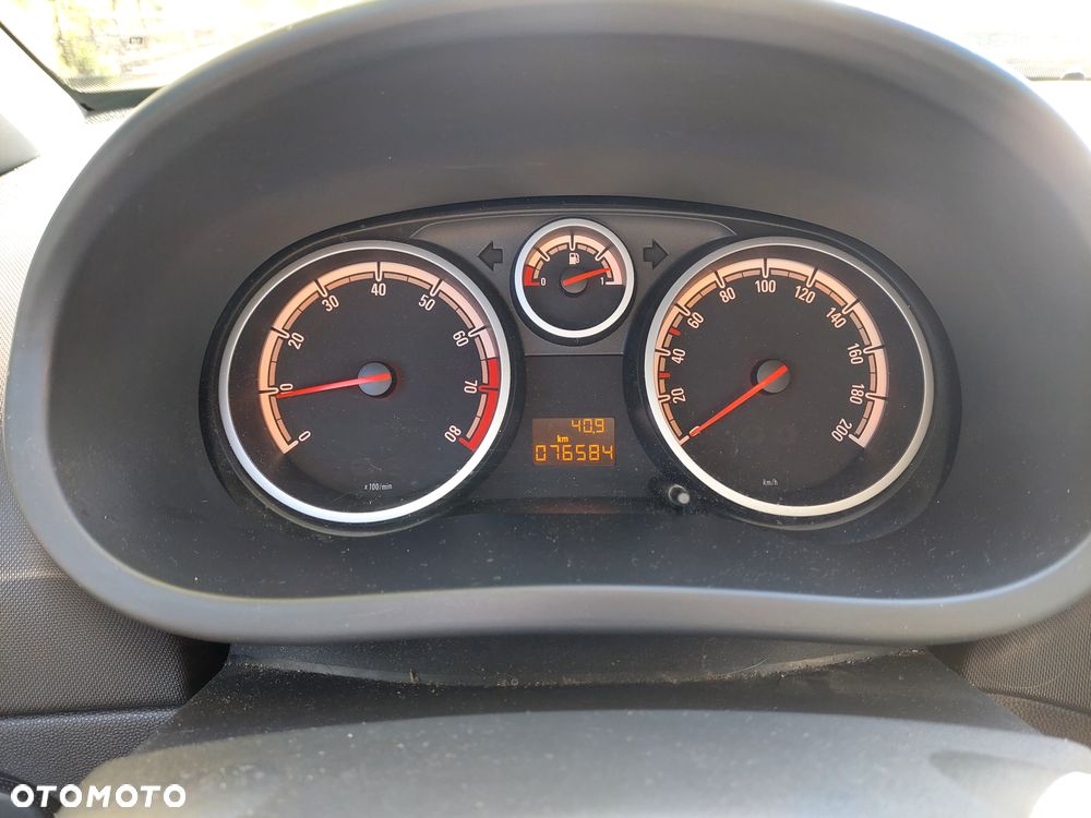 Opel Corsa - 7