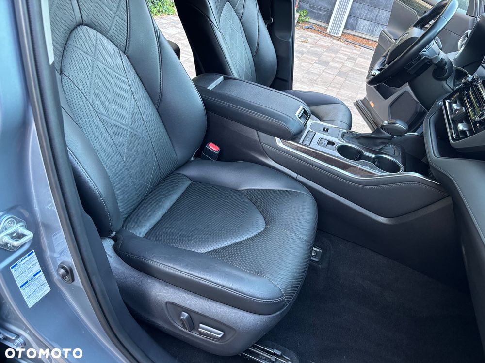 Toyota Highlander 2.5 Hybrid Executive - 30