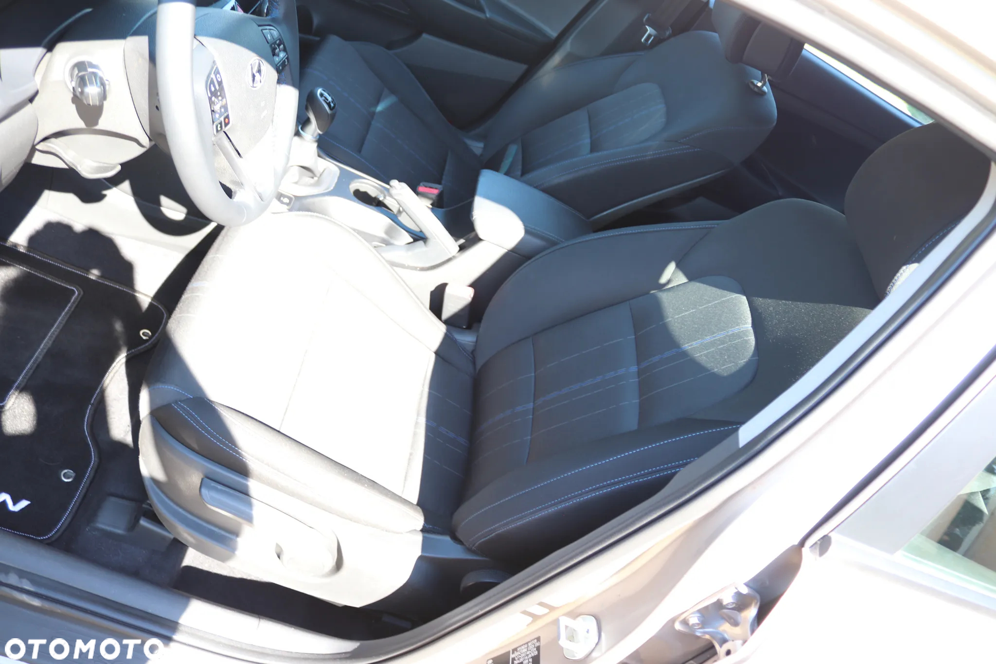 Hyundai Tucson 1.6 GDI BlueDrive Classic 2WD - 32