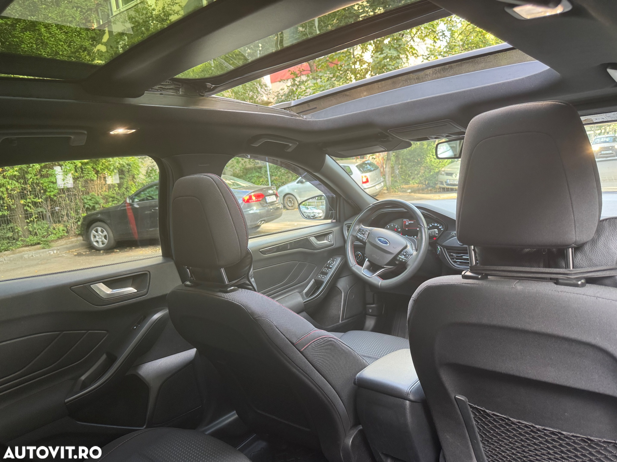 Ford Focus - 8