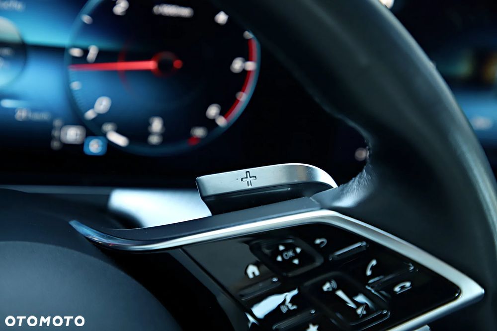 Mercedes-Benz Klasa E 220 d 4-Matic Avantgarde - 37