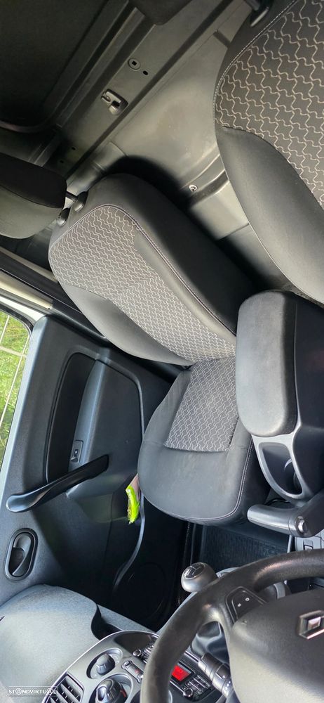 Renault Kangoo maxi Dci - 10
