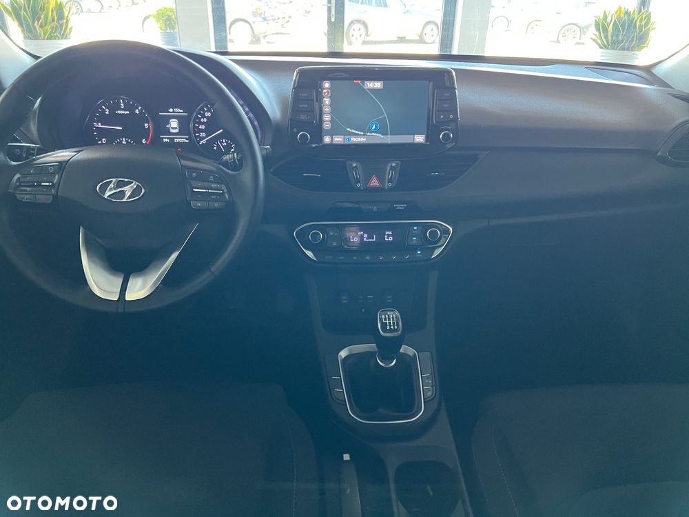 Hyundai i30 - 24