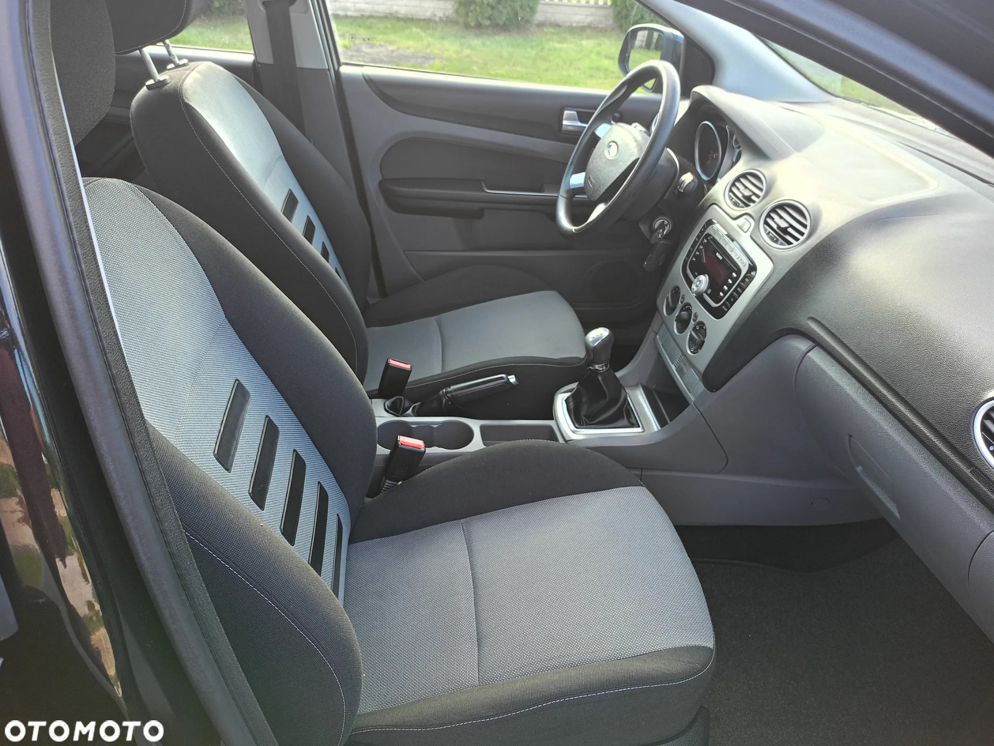 Ford Focus 1.8 Fun - 28