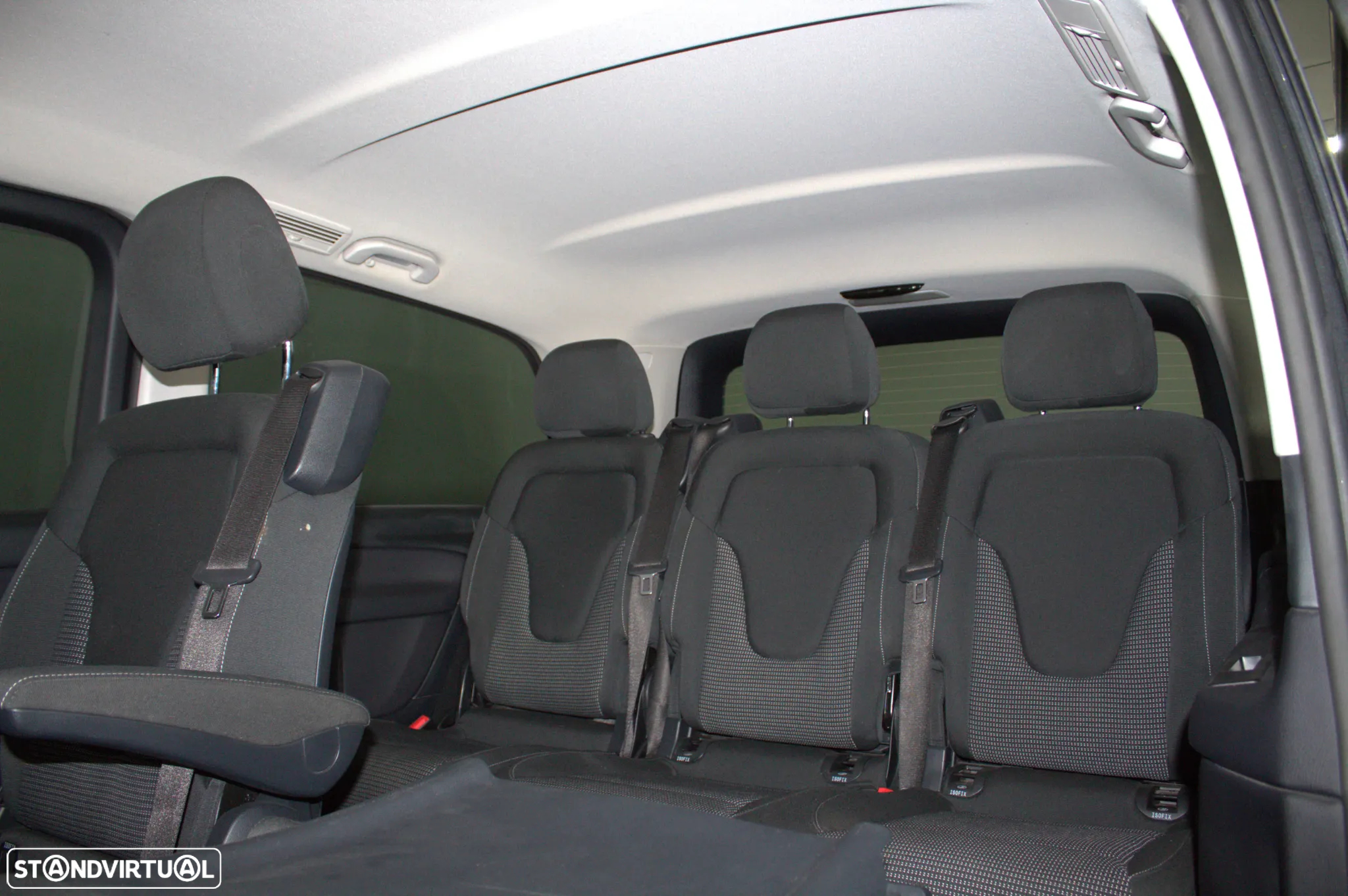 Mercedes-Benz V 220 d Longo Avantgarde - 17