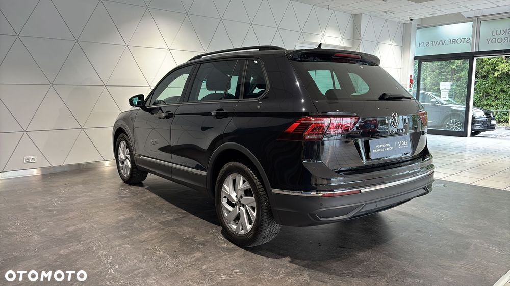 Volkswagen Tiguan 2.0 TSI 4Mot Life DSG - 4