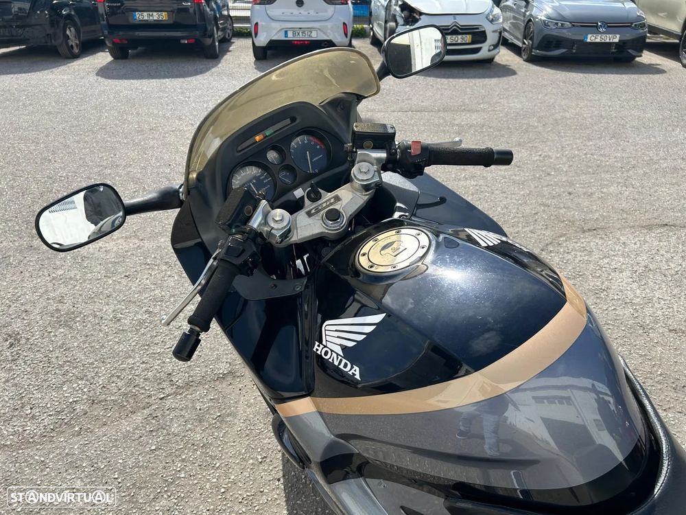 Honda CBR - 2