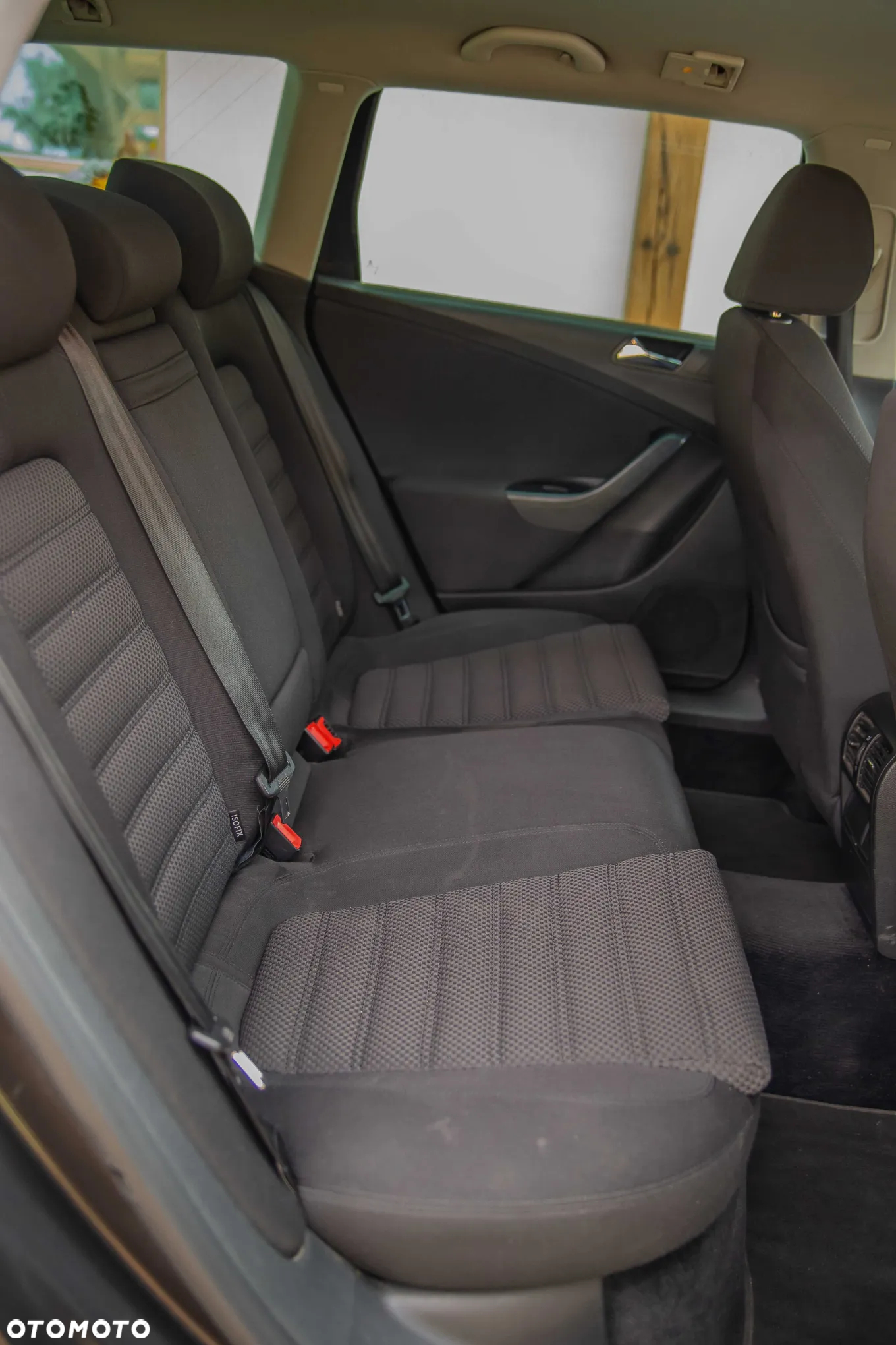 Volkswagen Passat 1.9 TDI Sportline - 17