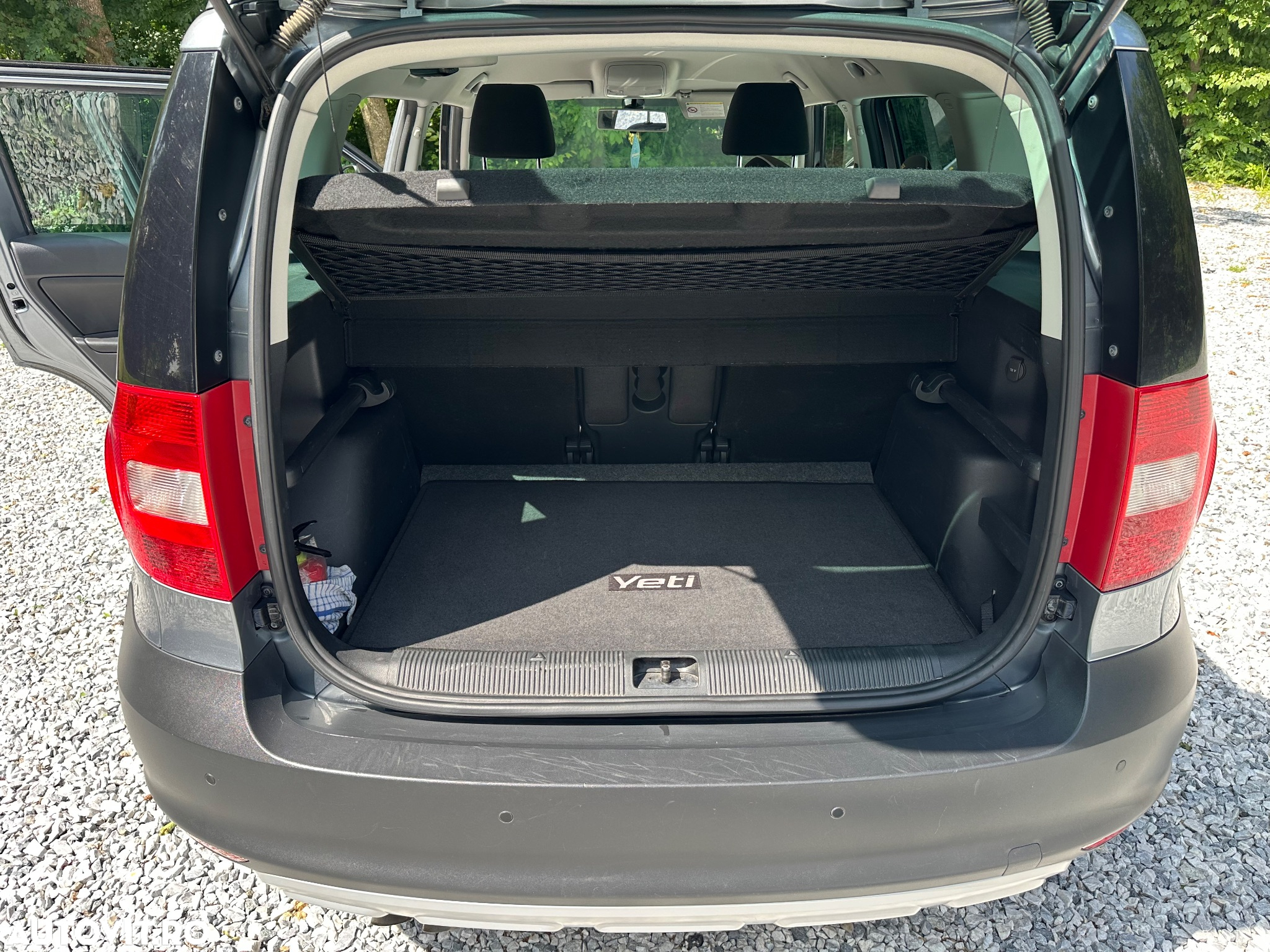 Skoda Yeti 2.0 TDI FAMILY - 9