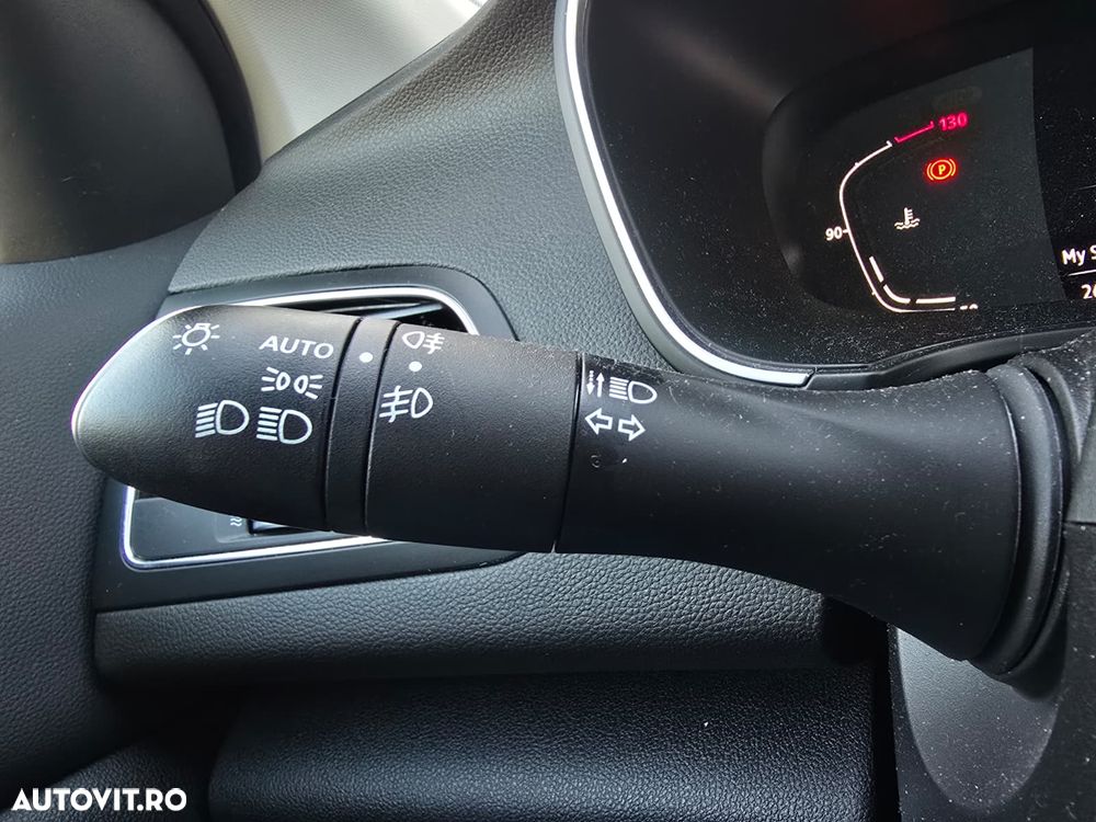 Renault Megane TCe 140 EDC GPF Techno - 17