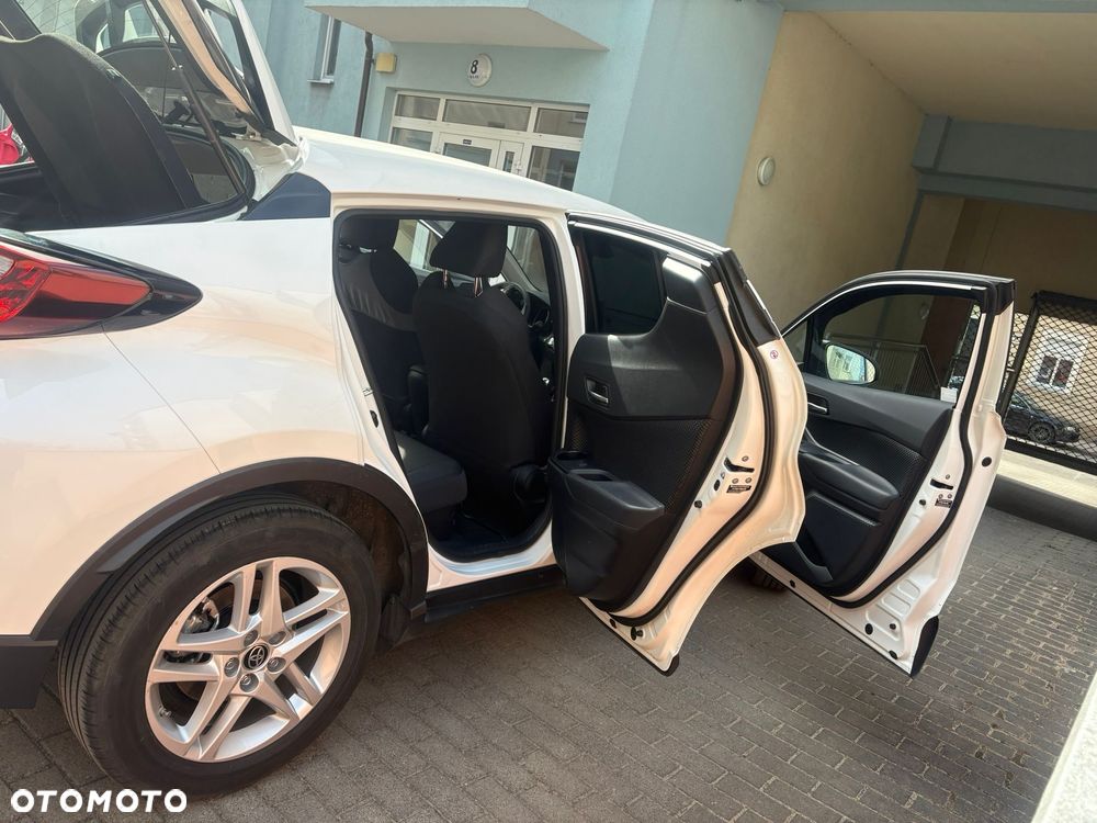 Toyota C-HR - 29