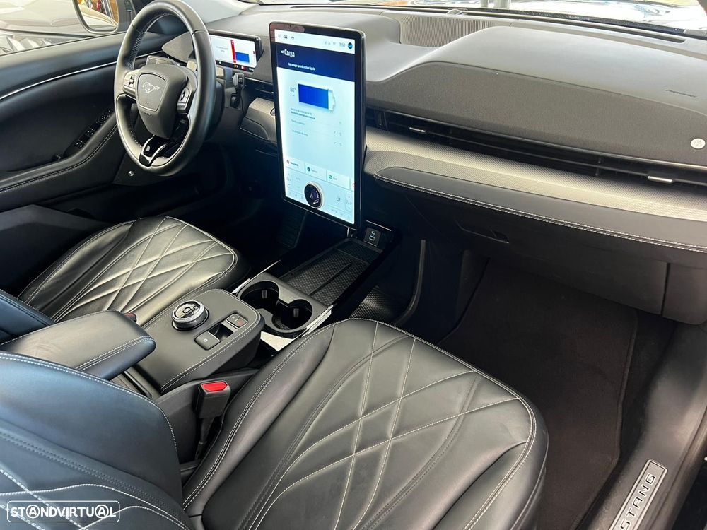 Ford Mustang Mach-E 75.7 kWh Premium AWD - 13