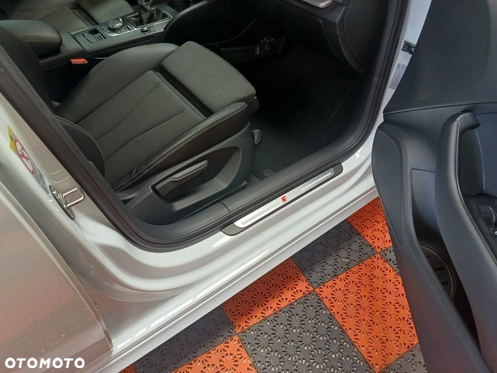Audi A3 2.0 TDI Sportback (clean diesel) S line Sportpaket - 30