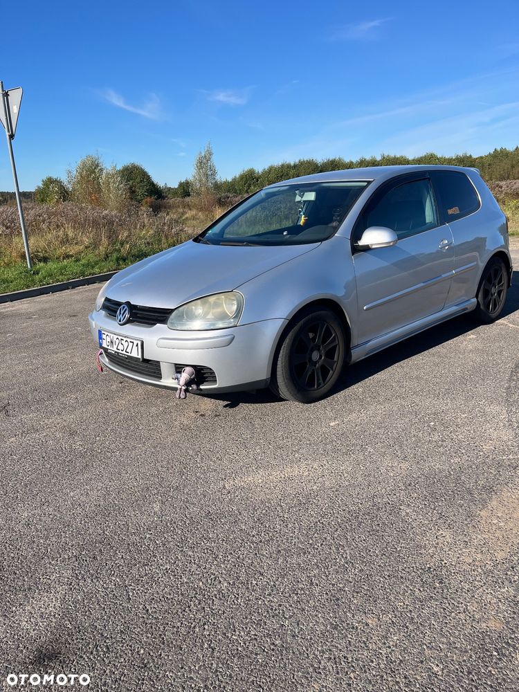 Volkswagen Golf V 1.6 FSI Sportline - 2