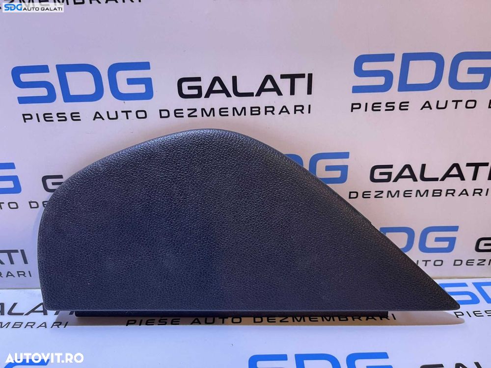 Ornament Capac Plastic Stanga Sofer Bord Volkswagen Golf 5 2004 - 2008 Cod 1K0858247D - 1