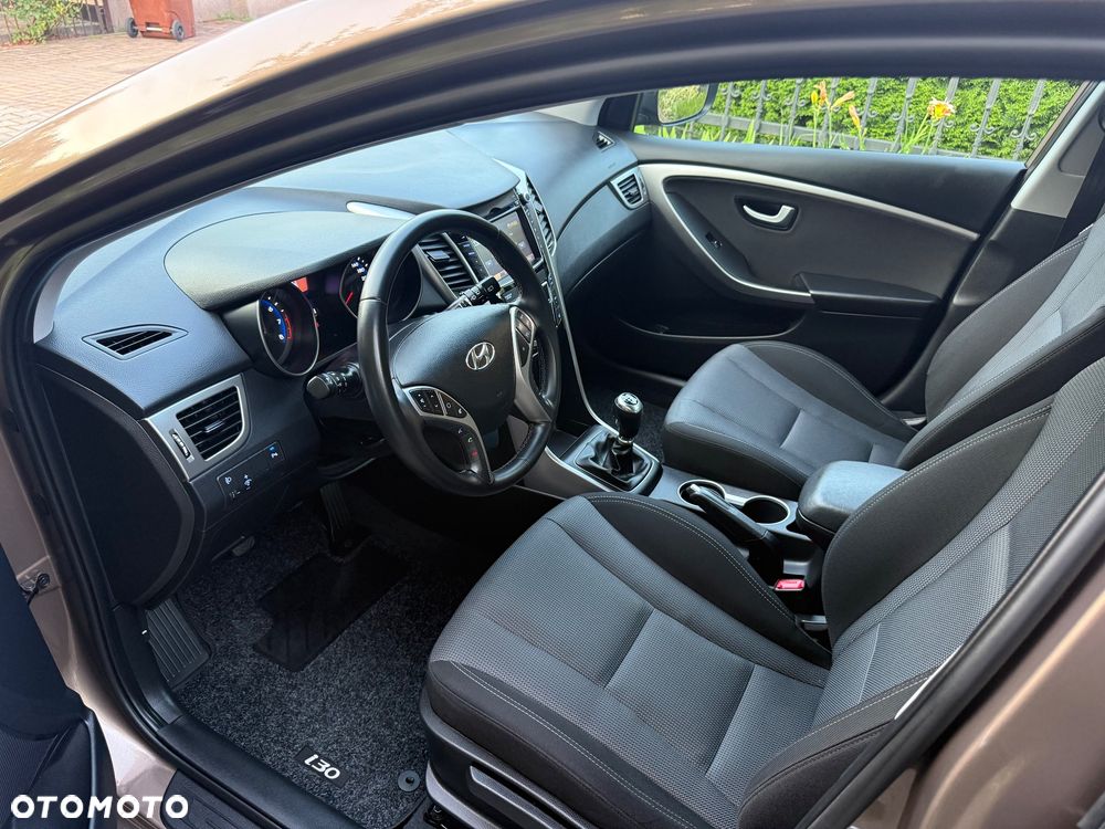 Hyundai i30 1.6 Fifa World Cup Edition - 20