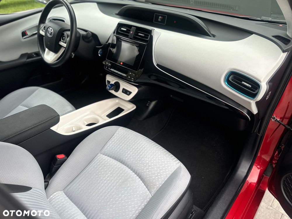 Toyota Prius 1.8 Hybrid Prestige - 22