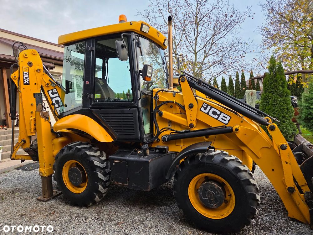 JCB 2CX - 7