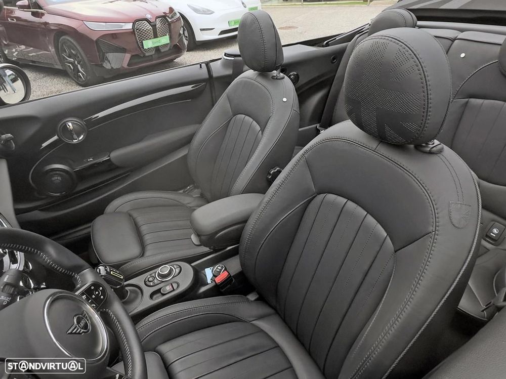 MINI Cabrio Cooper SE - 21