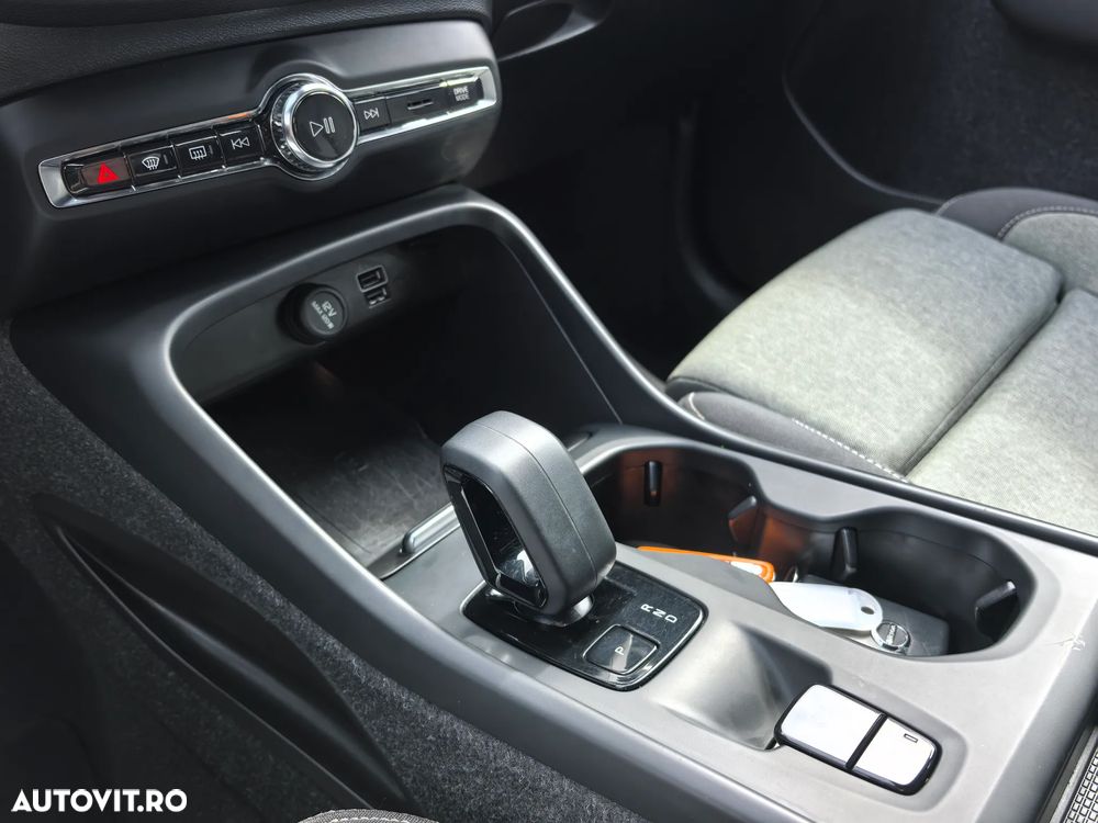 Volvo XC 40 T4 Recharge DKG Plus Dark - 17