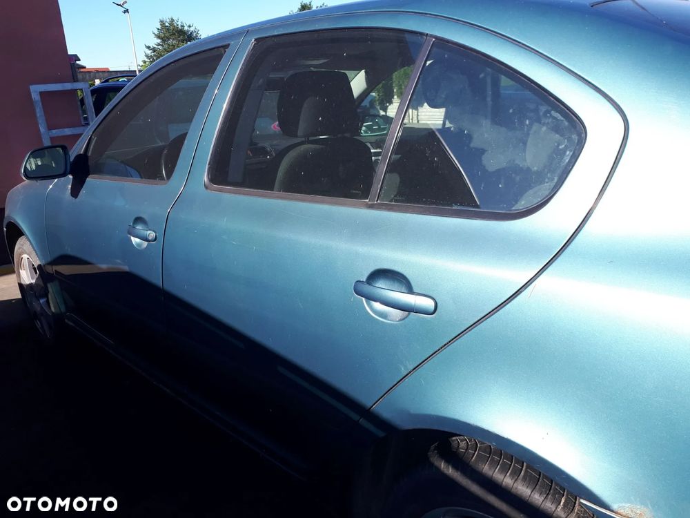 SKODA OCTAVIA II 04-08 1.6 8V SPRĘŻARKA KLIMATYZACJI KOMPRESOR - 10