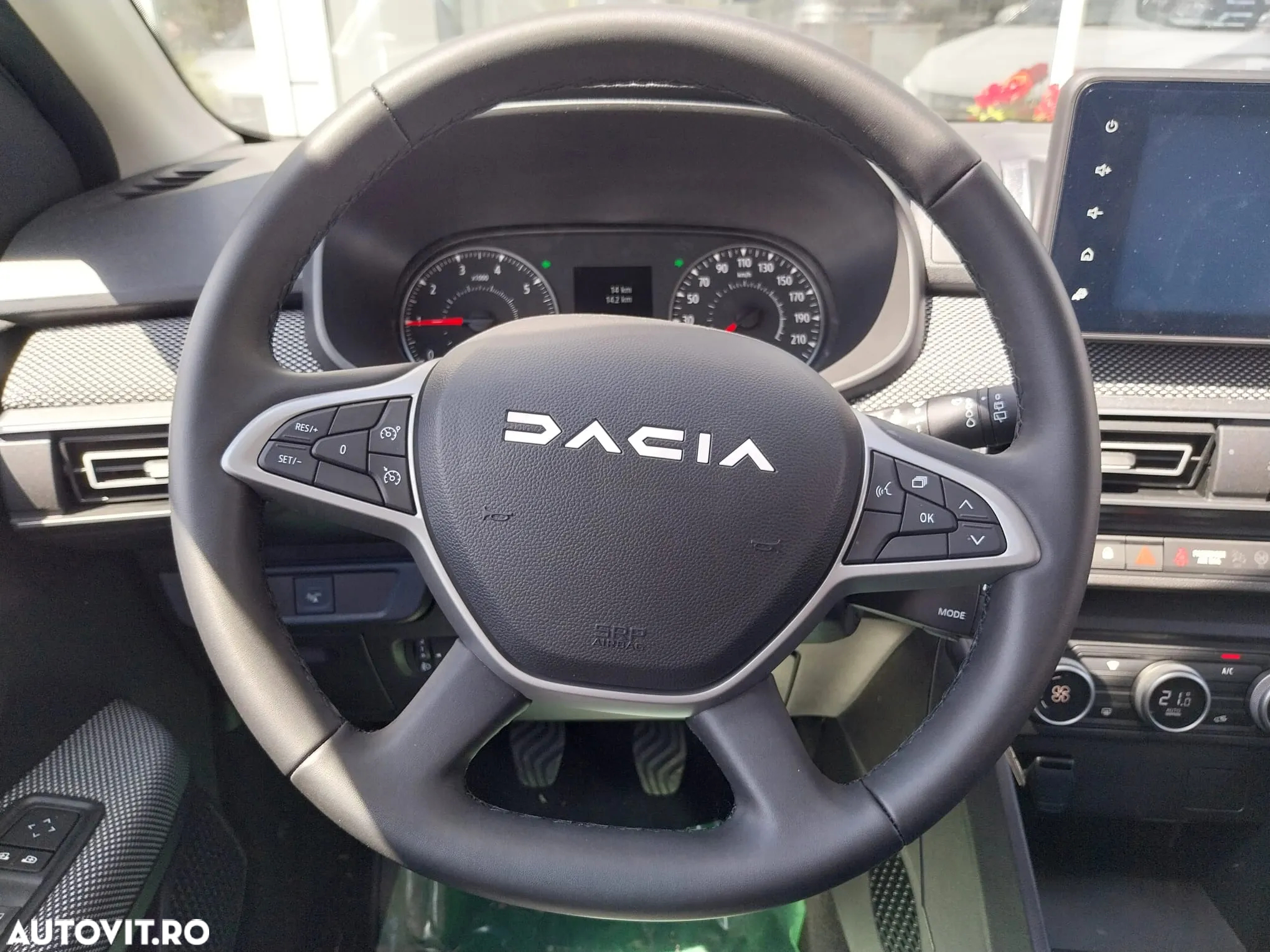 Dacia Sandero TCe 90 MT5 Expression - 9