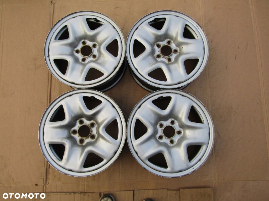 4x Felgi 17 Kia Sportage II IV Hyundai Tucson ix35 7j 5x114,3 ET50 - 1