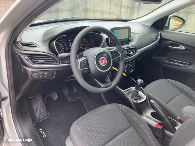 Fiat Tipo Station Wagon 1.3 M-Jet Lounge - 12