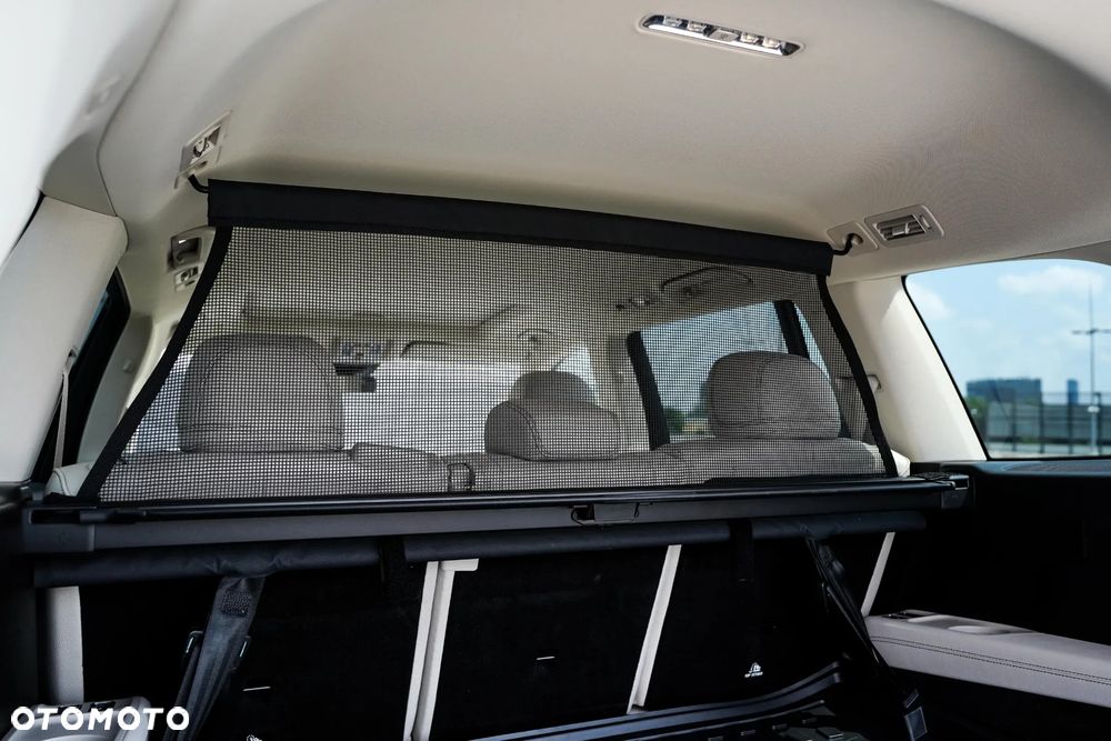 Mercedes-Benz GLS - 33