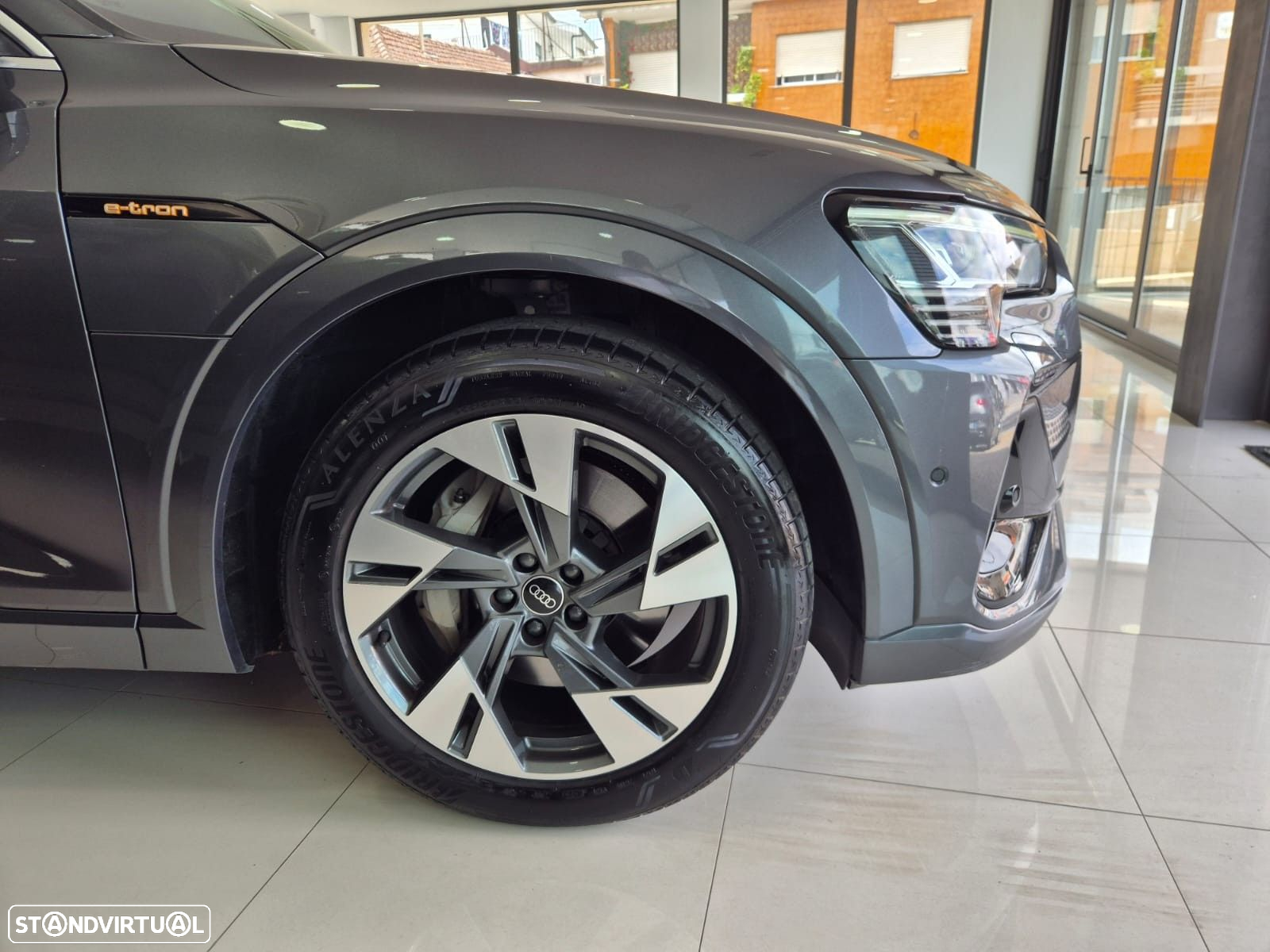 Audi e-tron 55 quattro S line - 9
