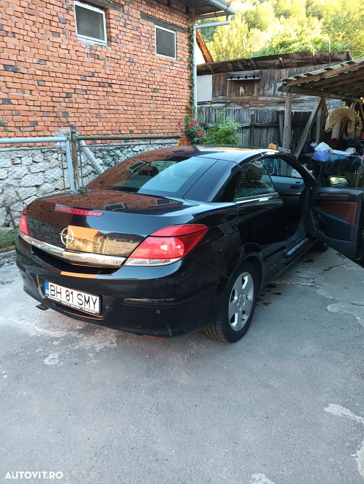 Opel Astra 1.9 CDTI Cosmo - 12