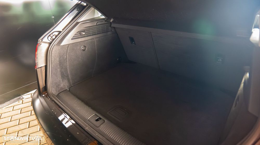 Audi A3 Sportback 2.0 TDI Advance - 9