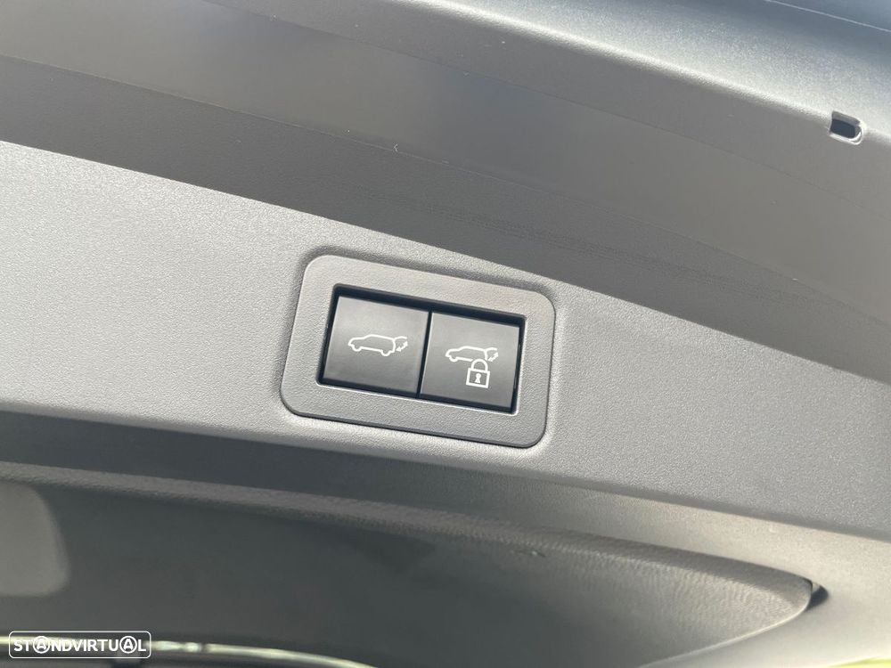 Toyota Corolla Touring Sports 1.8 Hybrid Exclusive - 28