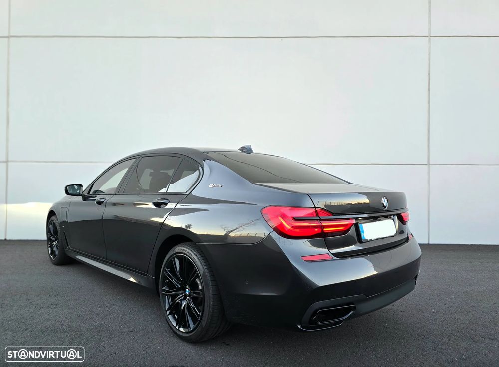 BMW 740 Le xDrive iPerformance Pack M - 10