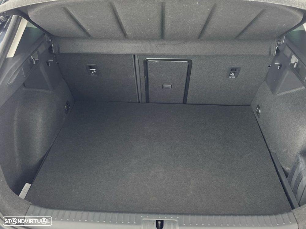 Cupra Formentor 1.4 e-Hybrid Sport DSG - 13