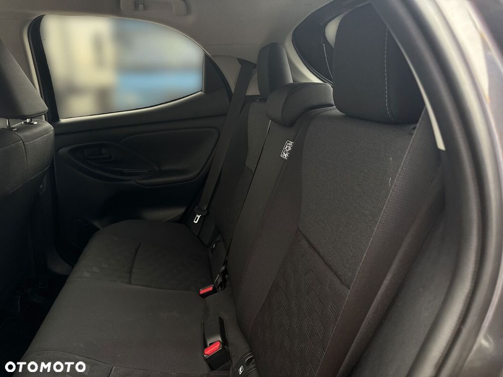 Toyota Yaris Hybrid 1.5 Style - 14