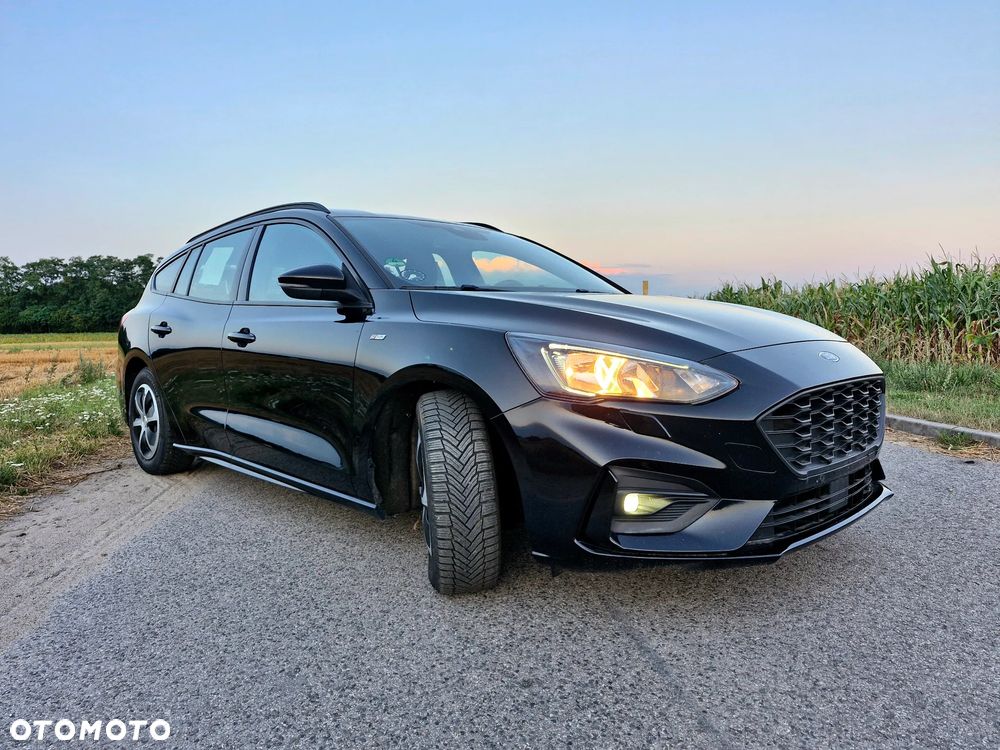 Ford Focus ver-2-0-ecoblue-st--line - 1