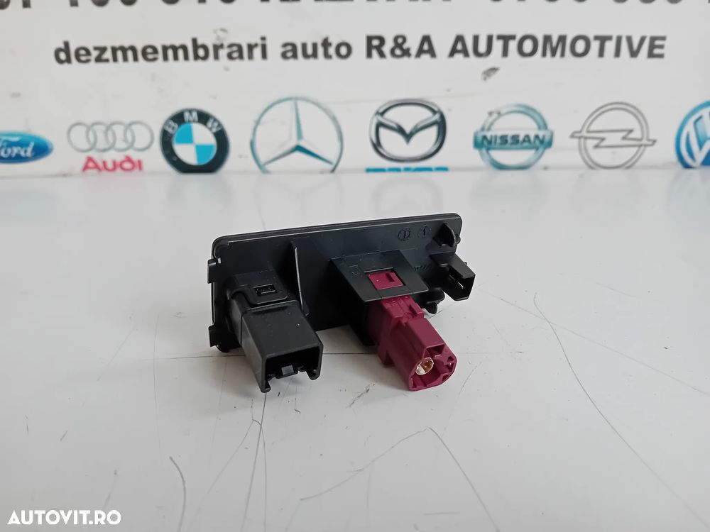 Modul Auxiliar USB Cotiera Volvo XC90 XC60 S90 V90 Cod OEM 31285608 AN 2016+ - 4