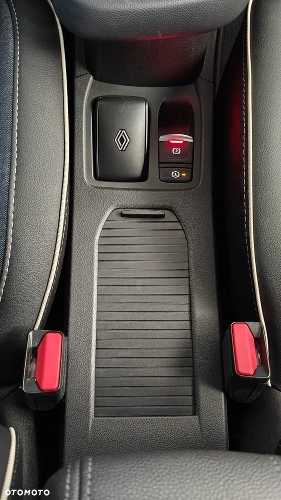 Renault Clio 1.6 E-TECH Techno - 25