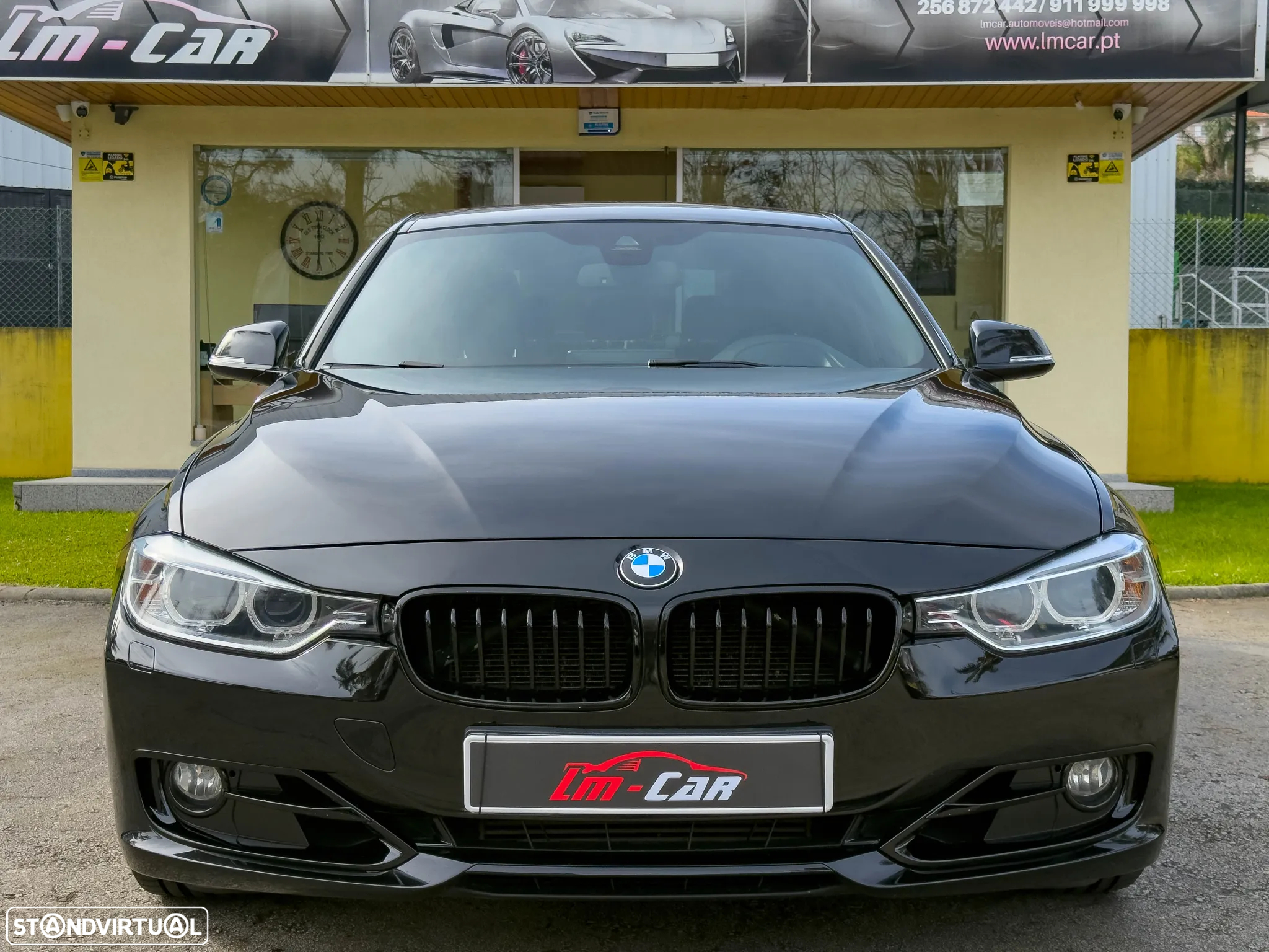 BMW 328 i Sport Line - 2