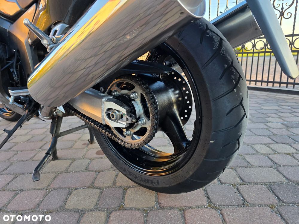 Honda CBR - 8