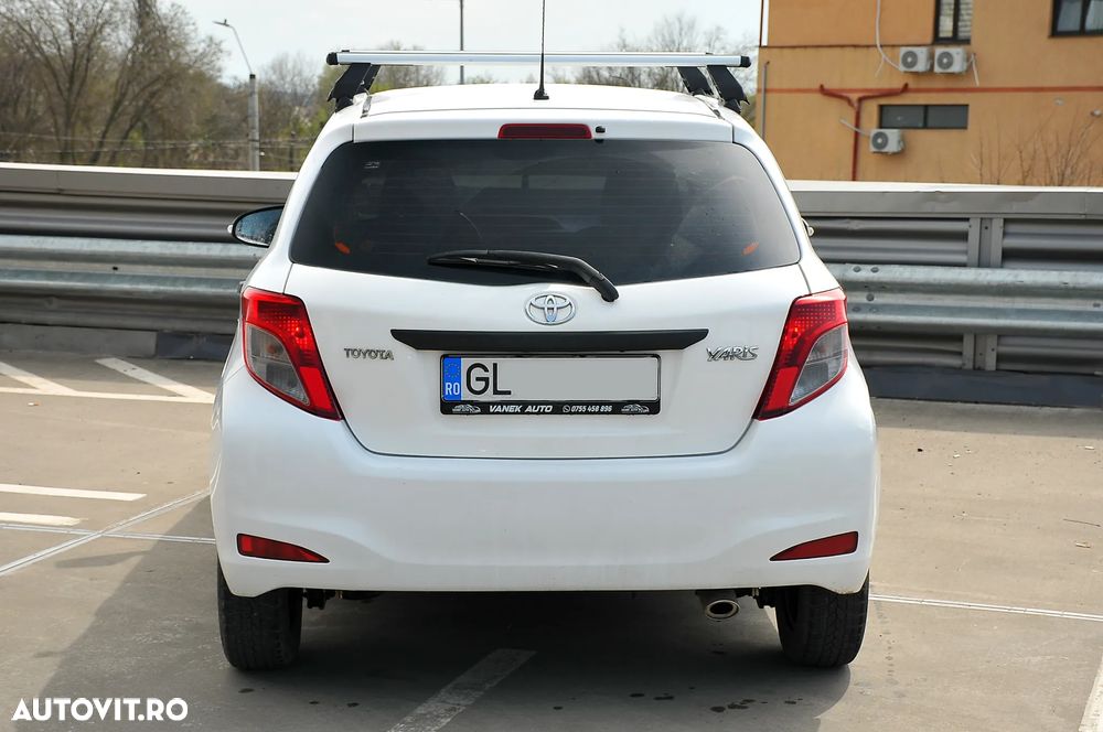 Toyota Yaris - 11
