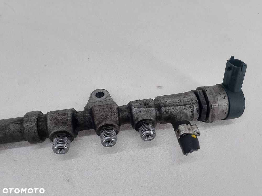 LISTWA WTRYSKOWA FIAT GRANDE PUNTO 55232383 0445214194 1.3 JTD - 5