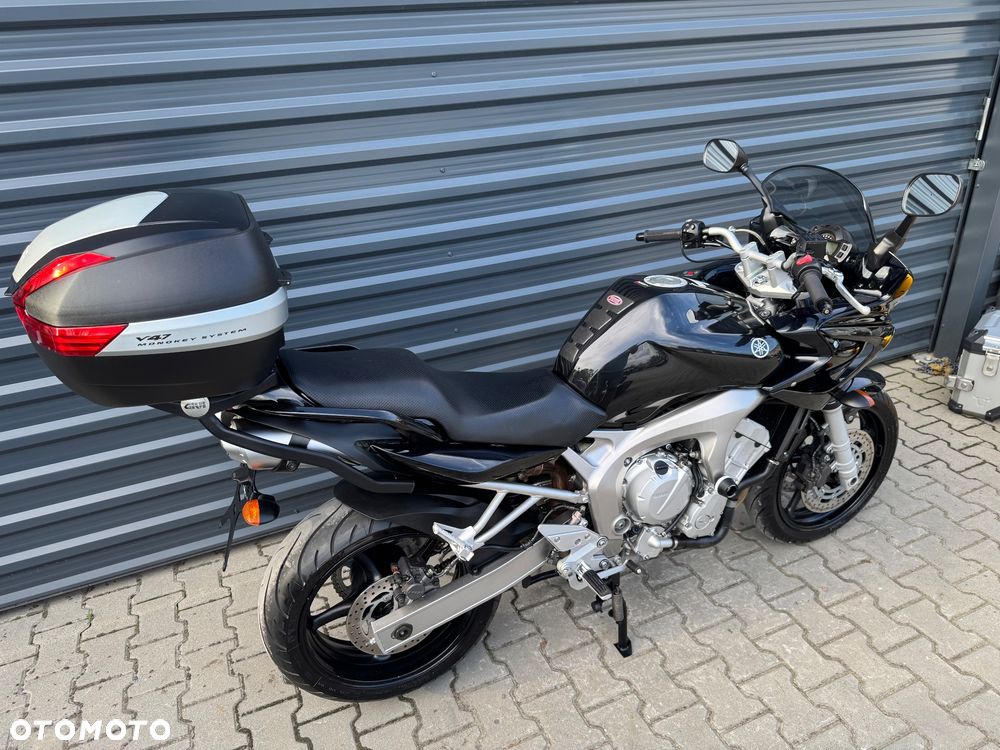 Yamaha FZ6 - 5