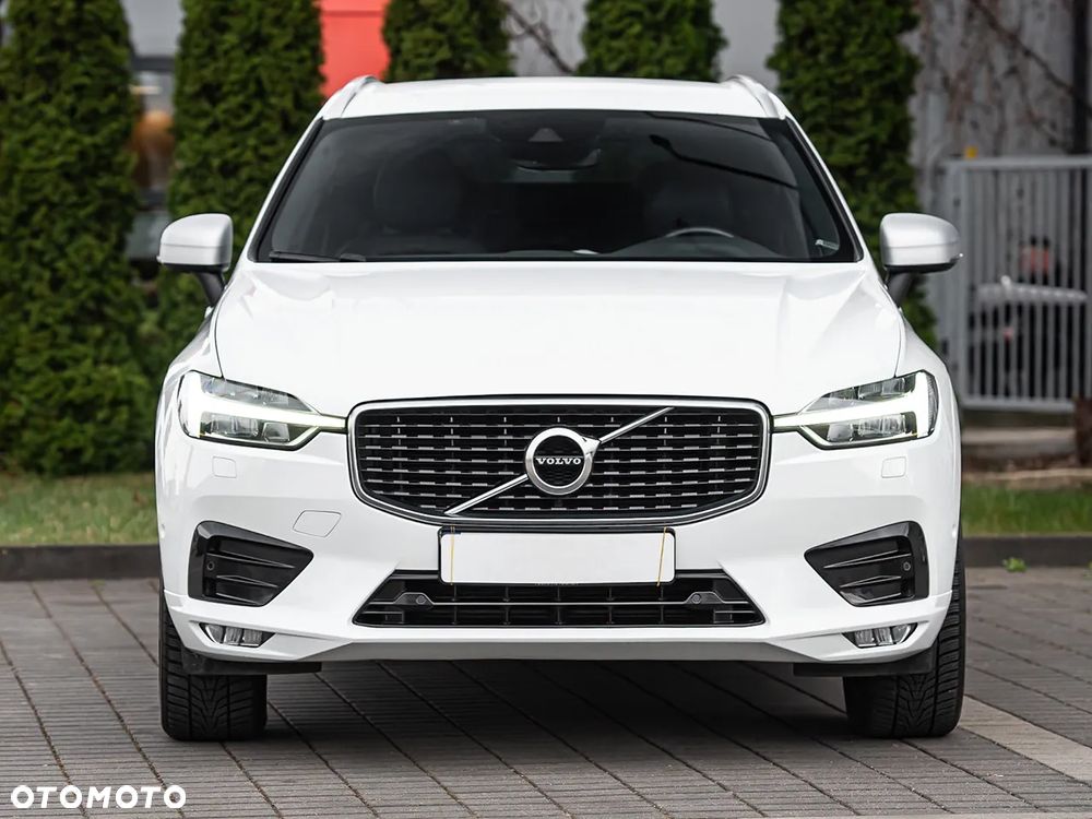 Volvo XC 60 D4 SCR AWD R-Design - 4
