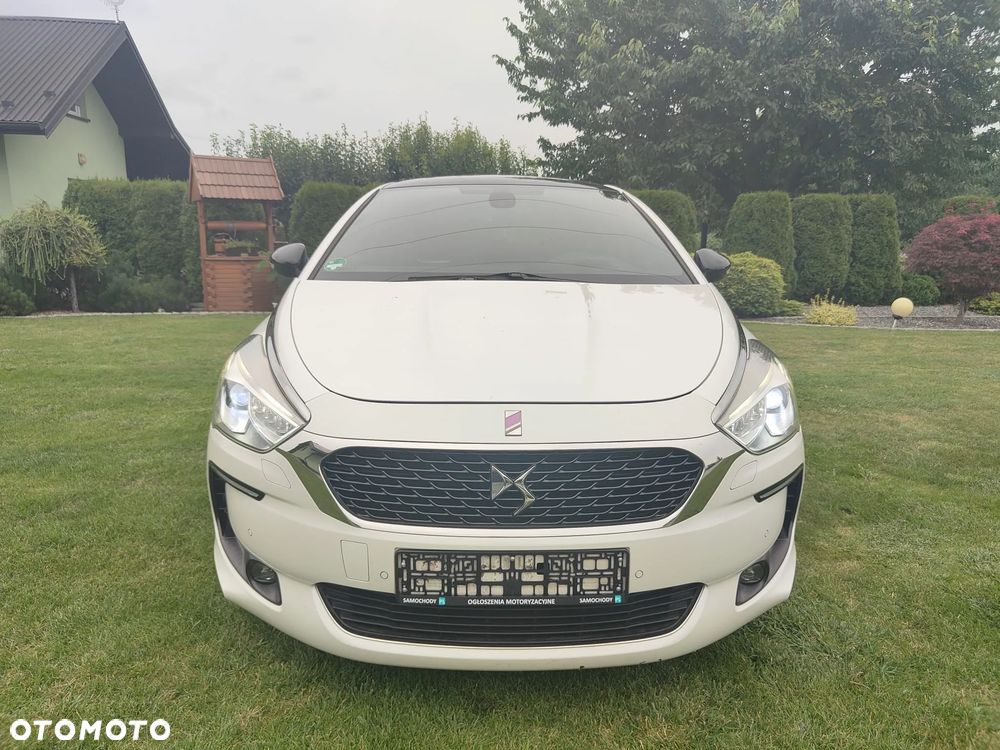 DS Automobiles DS 5 - 10