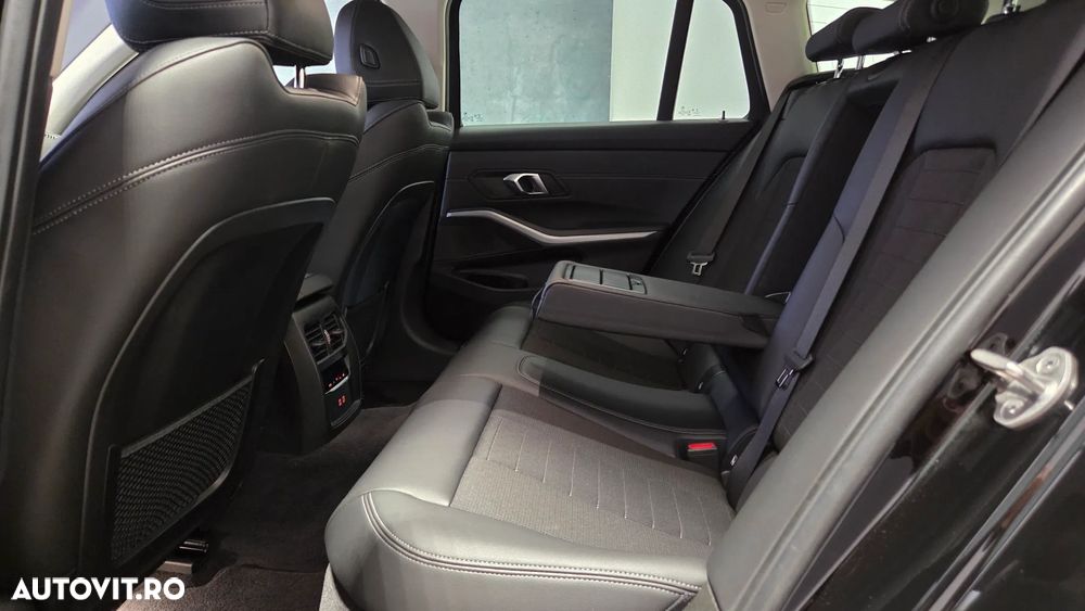 BMW Seria 3 318d Aut. Advantage - 24